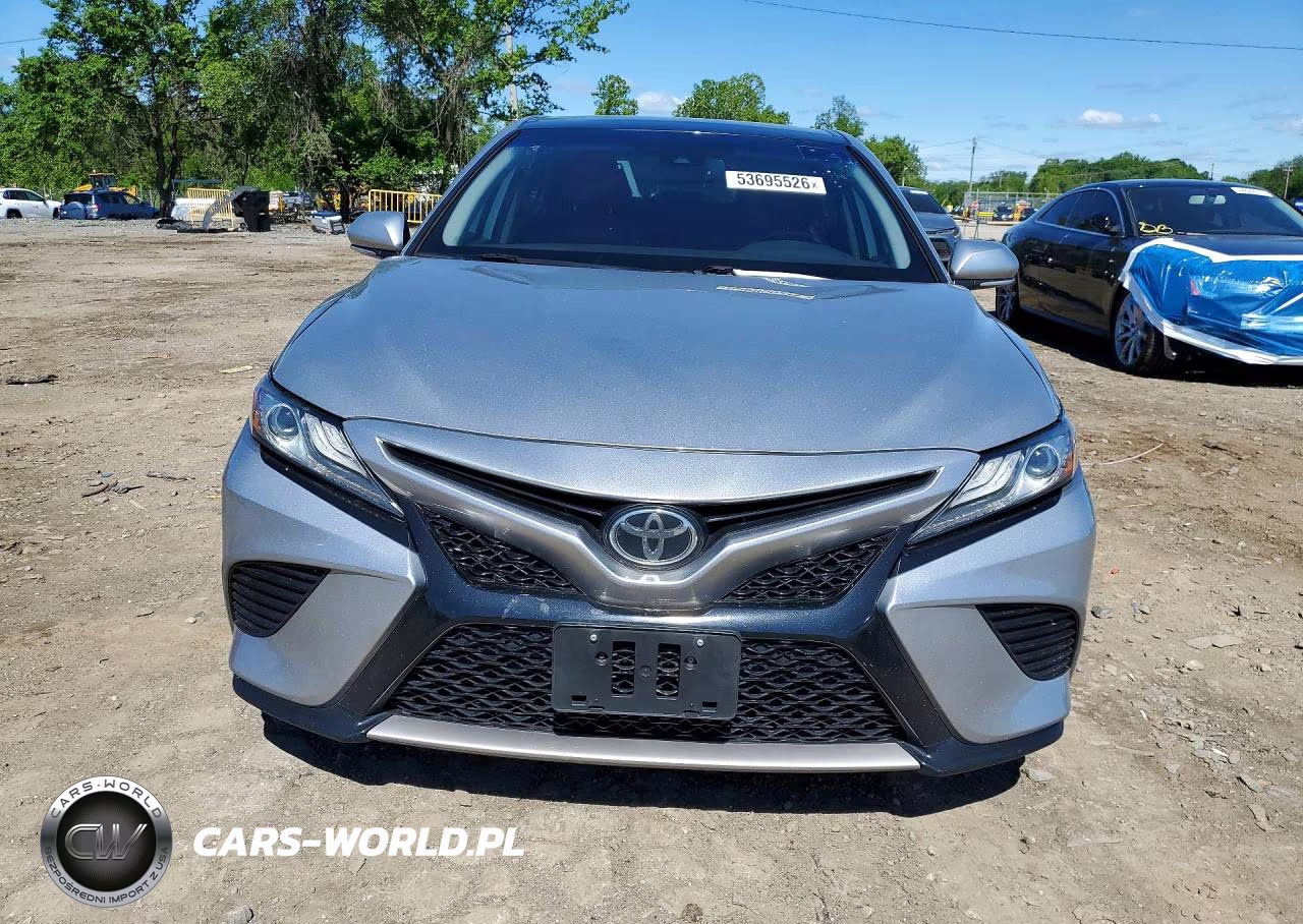 2019 Toyota Camry Xse VIN:4T1B61HK9KU719404 - 5