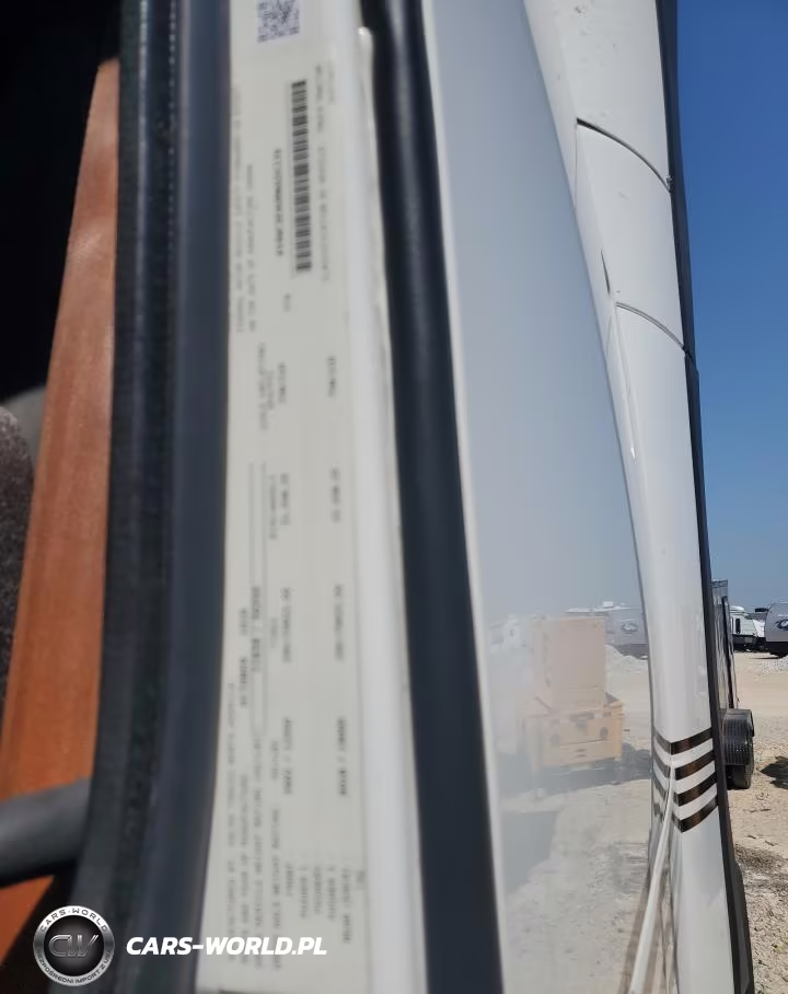2021 Volvo Vnr Semi Truck VIN:4V4WC9EH0MN600339 - 10