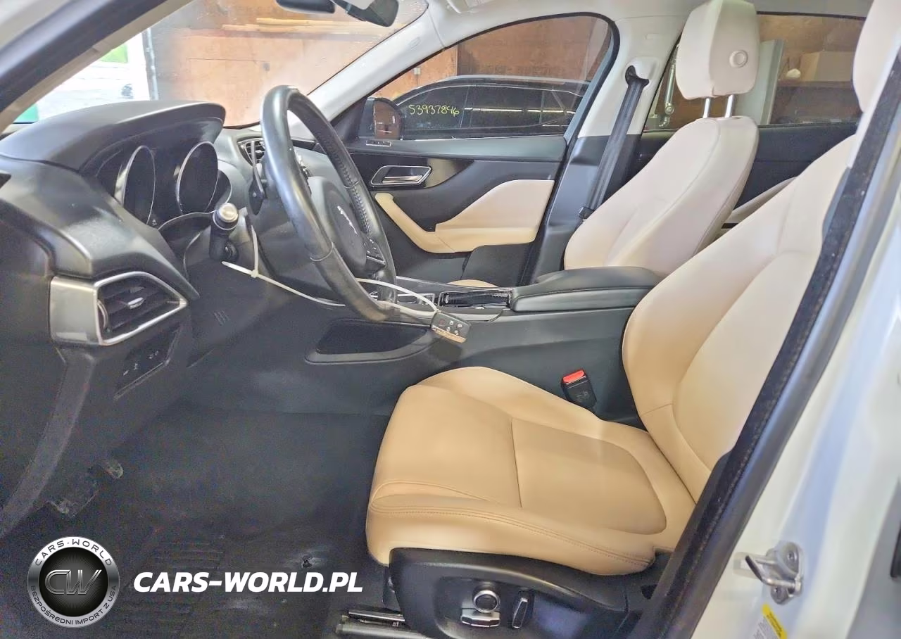 2020 Jaguar F-Pace Premium VIN:SADCJ2FX8LA637327 - 7