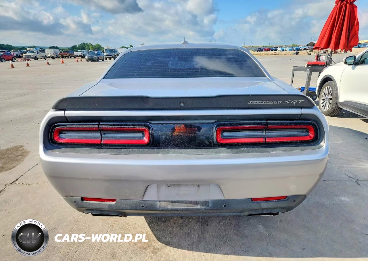 2015 Dodge Challenger R VIN:2C3CDZFJXFH850183 - 6