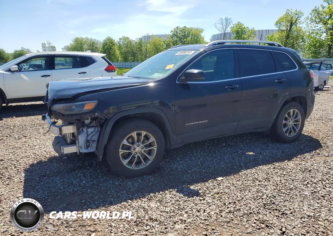 2019 Jeep Cherokee Latitude Plus – zdjęcie 1 z 13