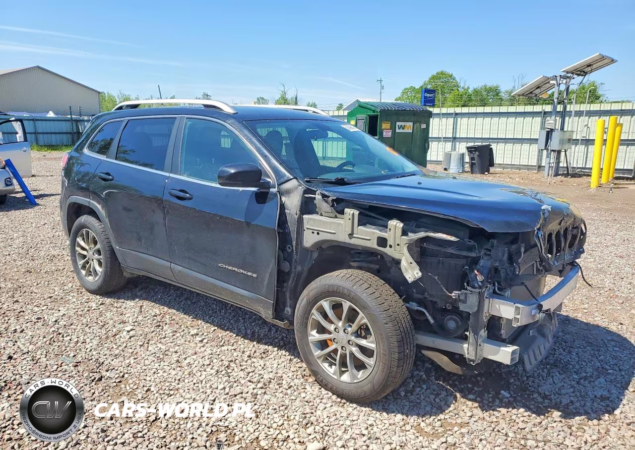 2019 Jeep Cherokee Latitude Plus VIN:1C4PJMLB4KD436880 - 4