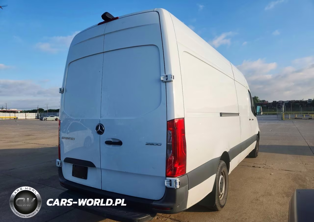 2023 Mercedes-Benz Sprinter 2500 VIN:W1Y40CHY0PT154547 - 3