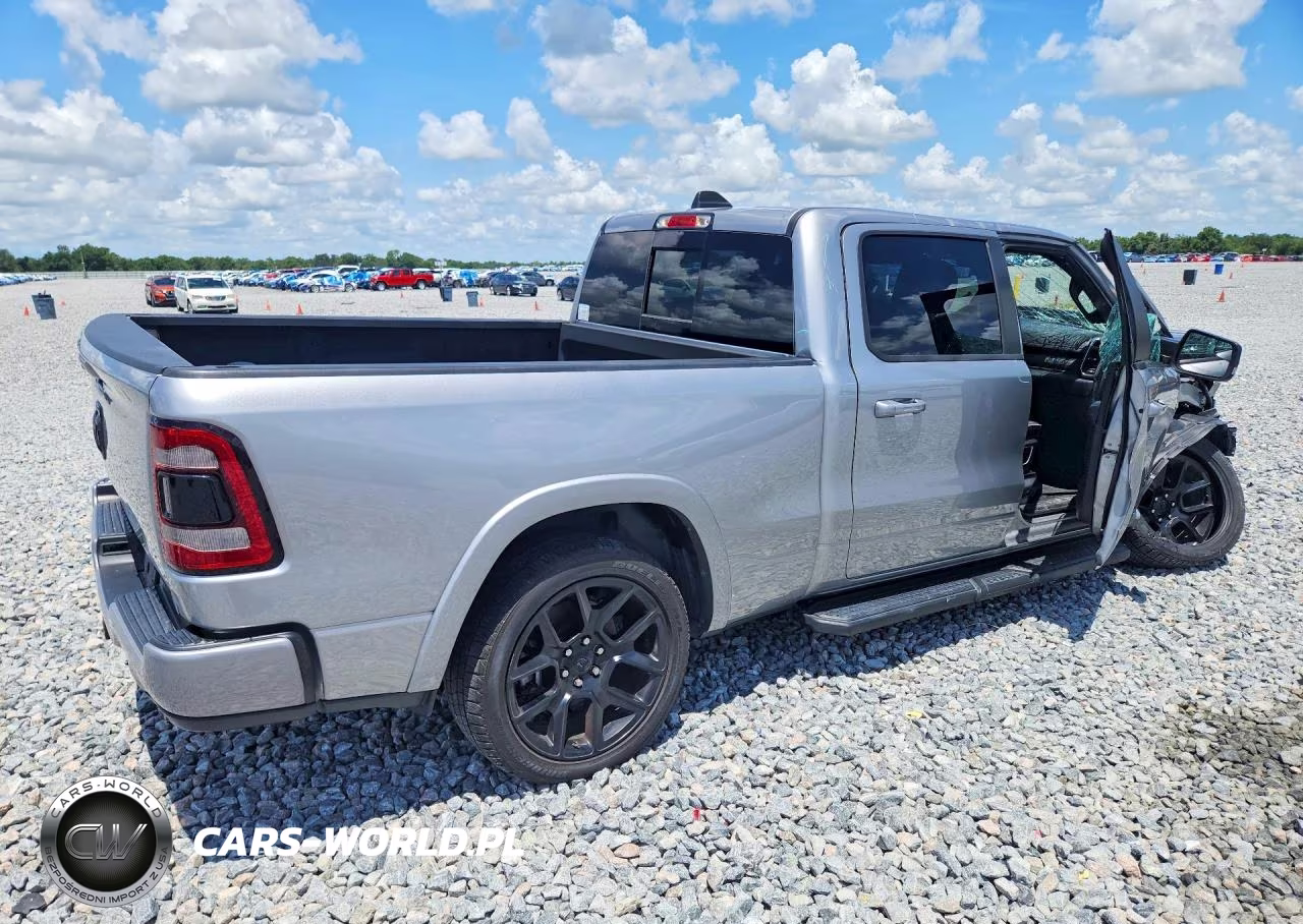 2022 Ram 1500 Laramie VIN:1C6RRERT3NN461413 - 3