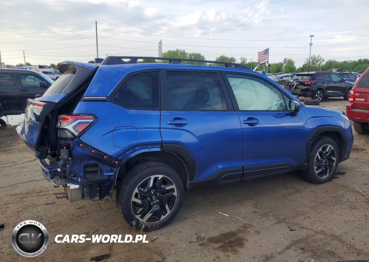 2025 Subaru Forester Premium VIN:JF2SLSED3SH450853 - 3
