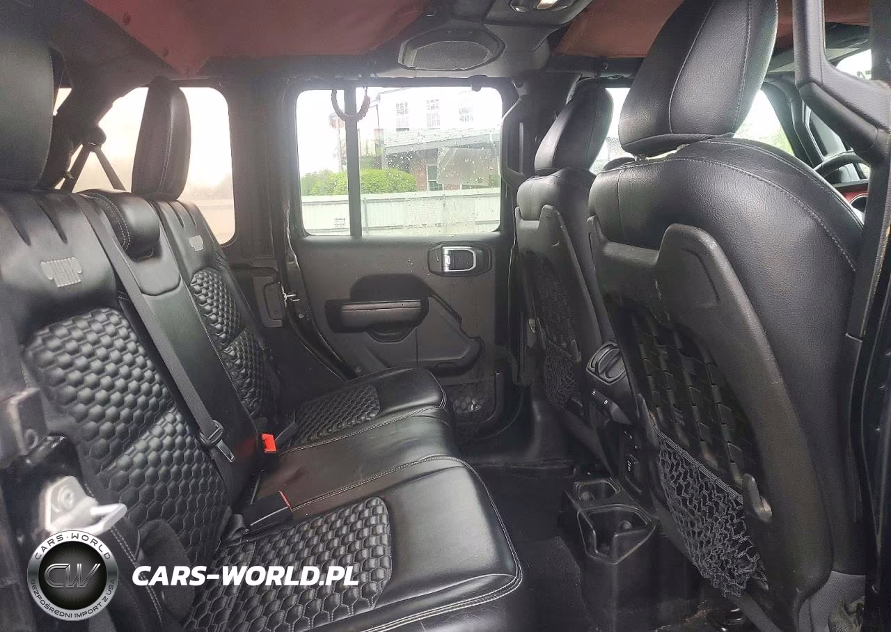 2018 Jeep Wrangler Unlimited Rubicon VIN:1C4HJXFG9JW284126 - 11