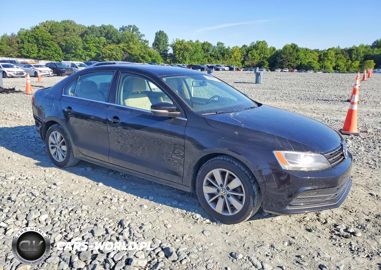 2015 Volkswagen Jetta Tdi VIN:3VWLA7AJ8FM340915 - 4