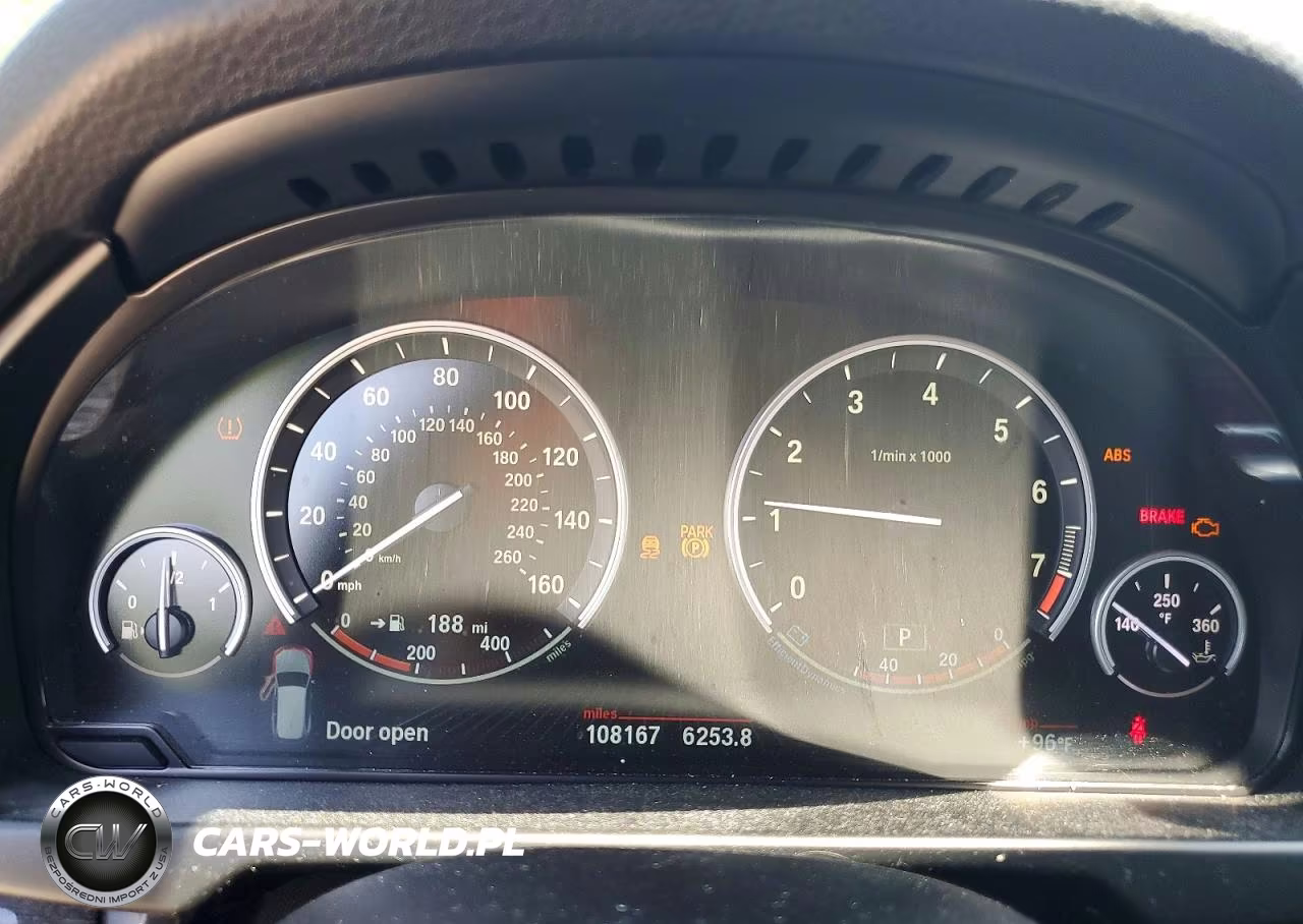 2017 BMW X5 xDrive35I VIN:5UXKR0C33H0V70315 - 9