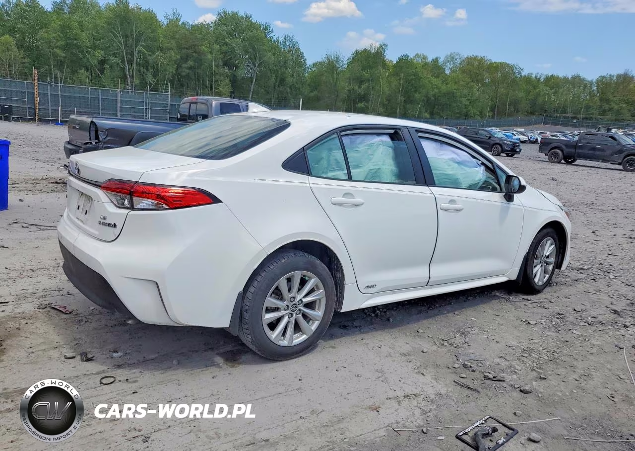 2024 Toyota Corolla Hybrid Le VIN:JTDBDMHE4R3015763 - 3