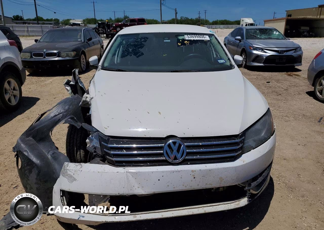 2014 Volkswagen Passat S VIN:1VWAS7A3XEC043327 - 5