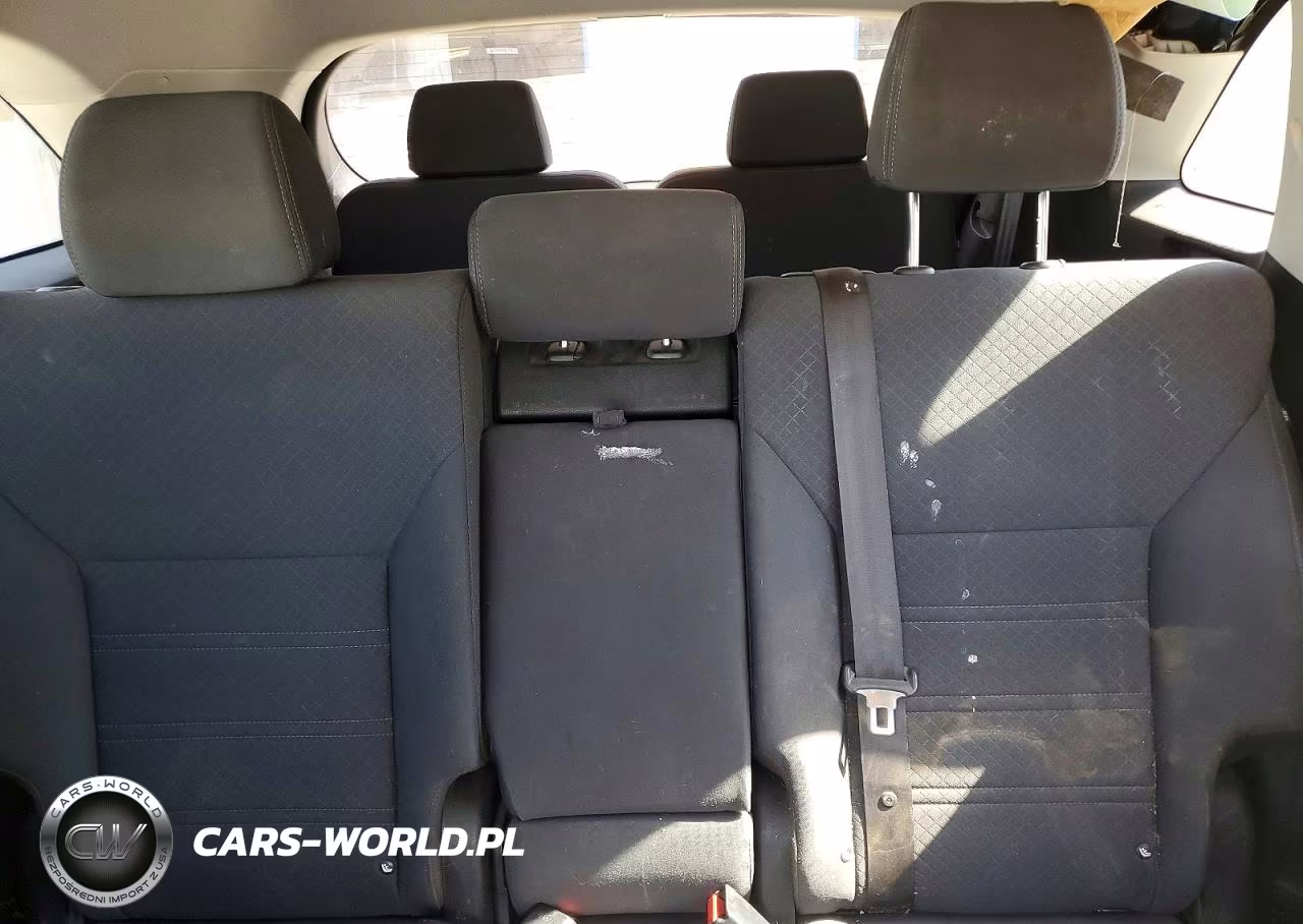 2020 Kia Sorento Lx VIN:5XYPG4A31LG652411 - 10