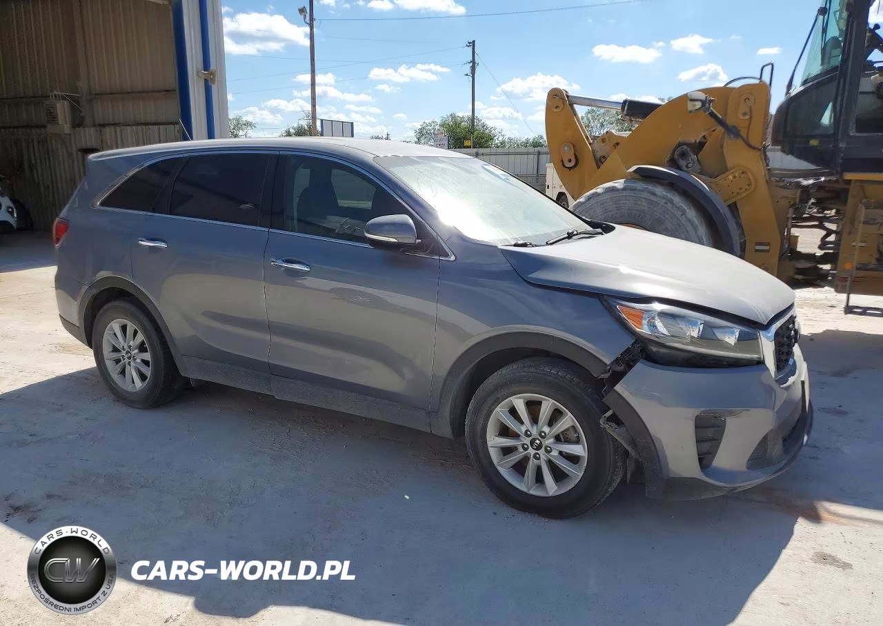 2020 Kia Sorento Lx VIN:5XYPG4A31LG652411 - 4