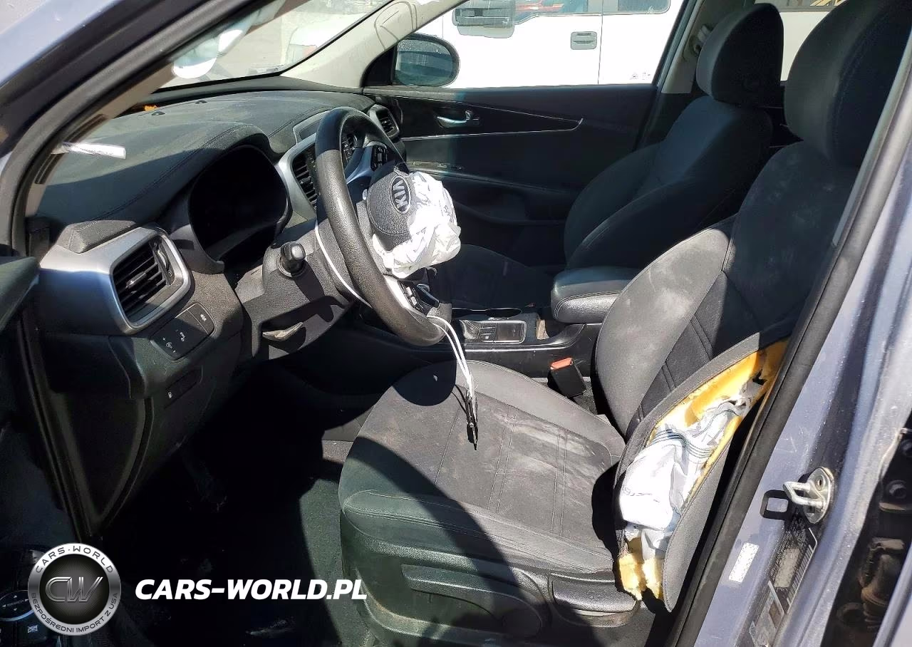 2020 Kia Sorento Lx VIN:5XYPG4A31LG652411 - 7
