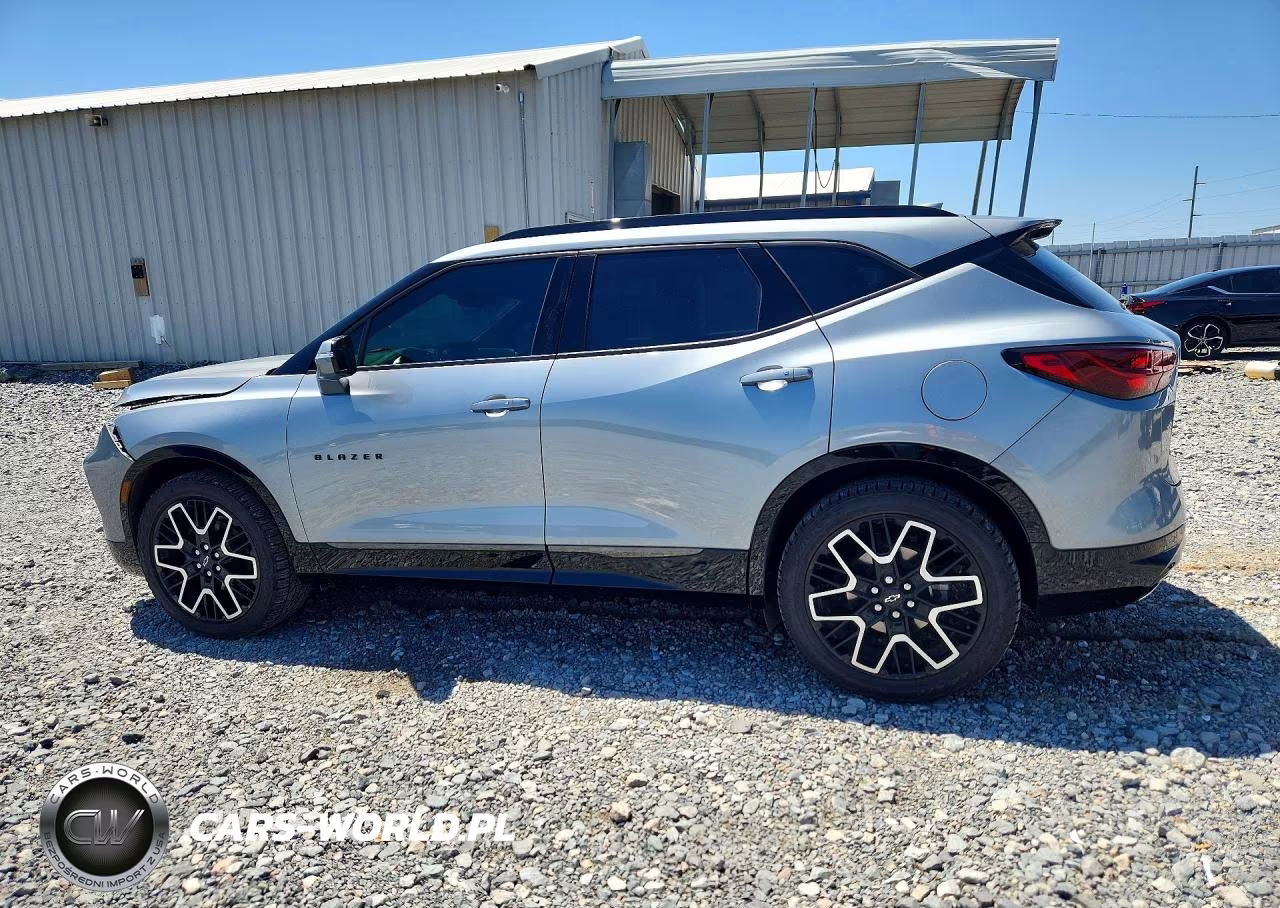 2024 Chevrolet Blazer Rs VIN:3GNKBERS8RS210105 - 2