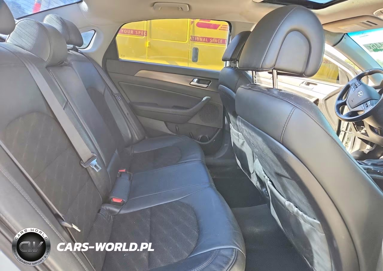 2017 Hyundai Sonata Sport VIN:5NPE34AF0HH538381 - 10