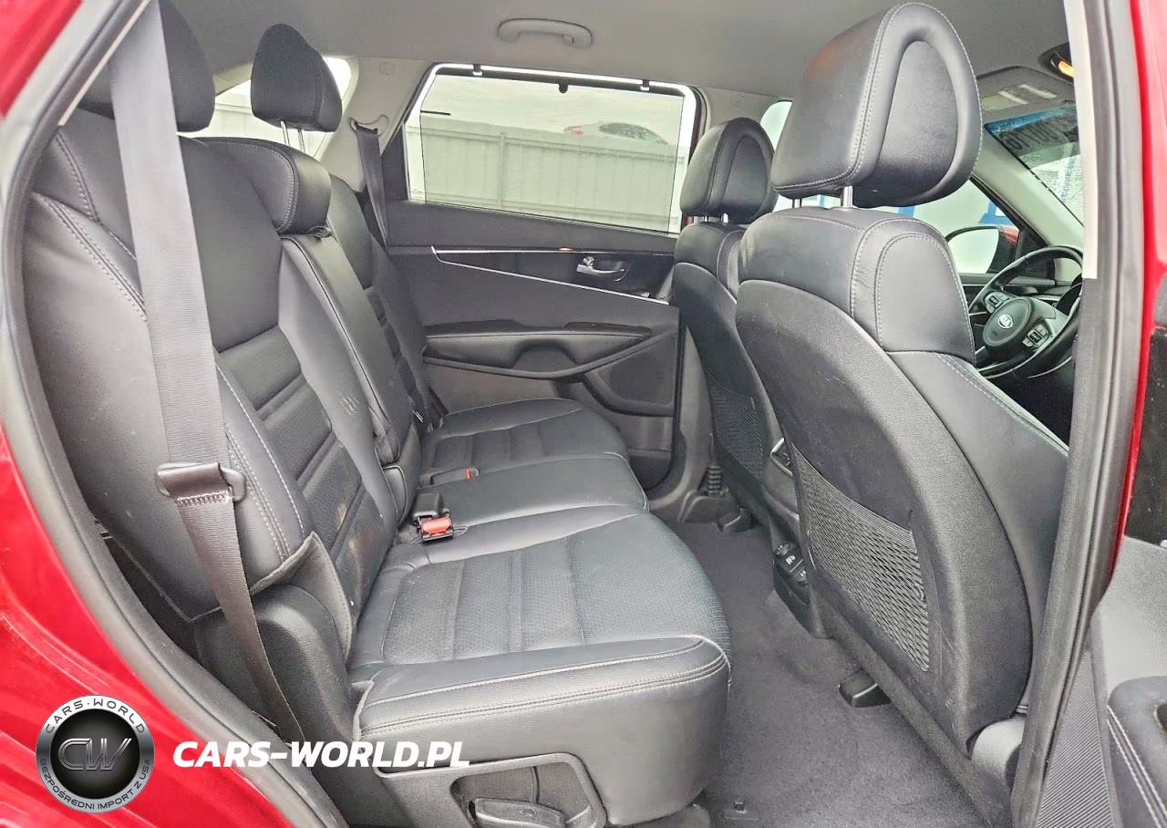 2016 Kia Sorento Ex VIN:5XYPHDA12GG029770 - 11
