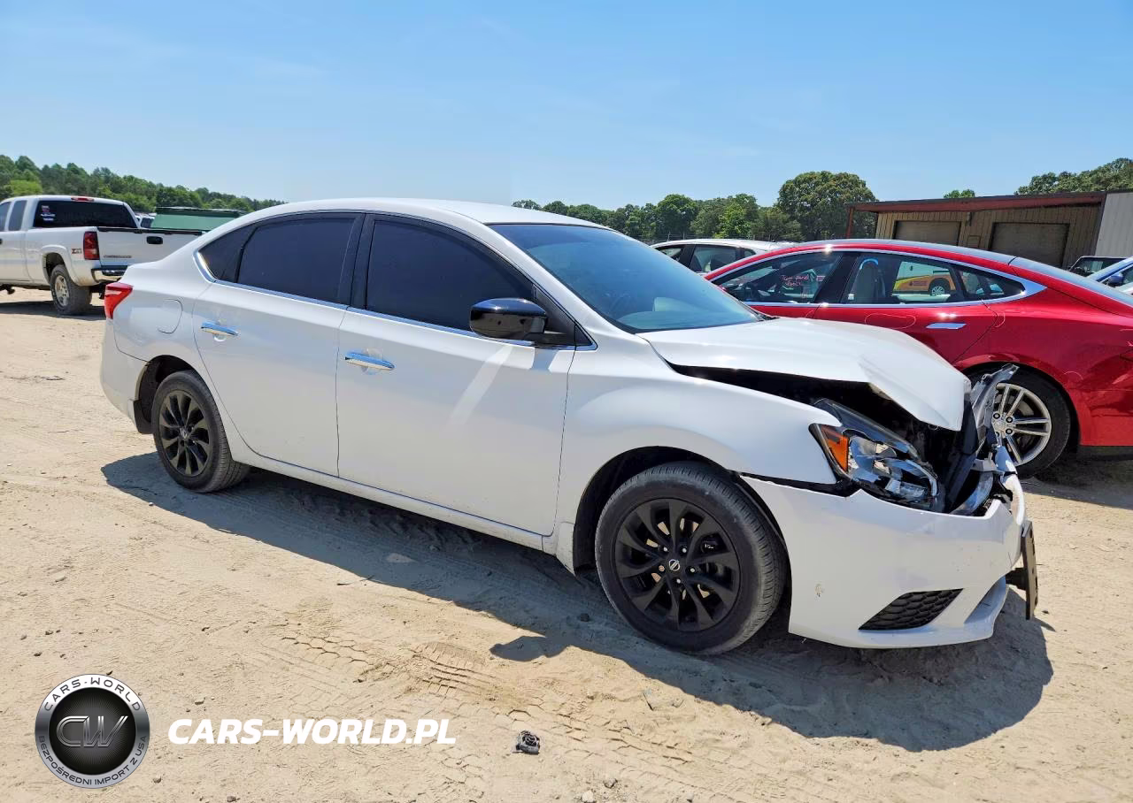 2018 Nissan Sentra S VIN:3N1AB7AP8JY321149 - 4
