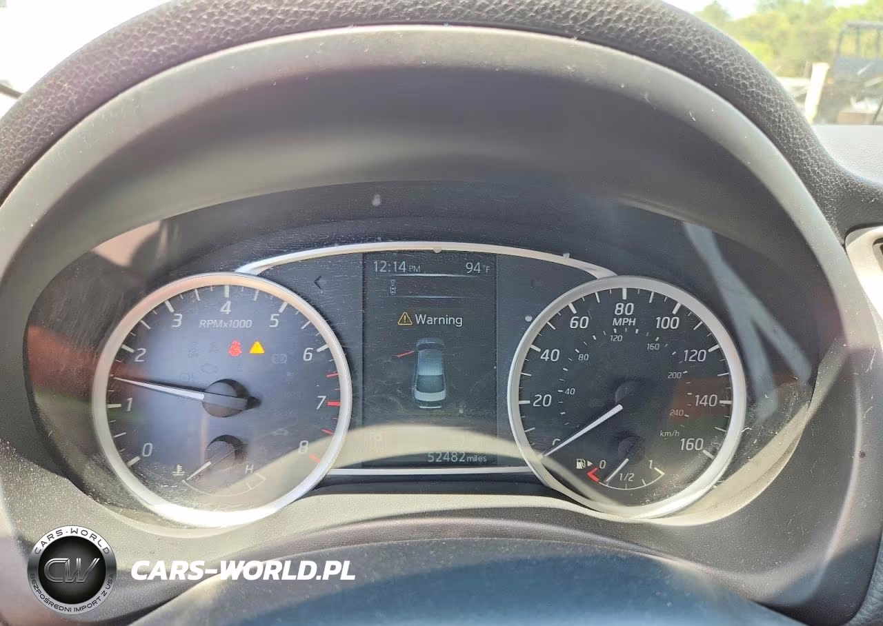 2018 Nissan Sentra S VIN:3N1AB7AP8JY321149 - 9