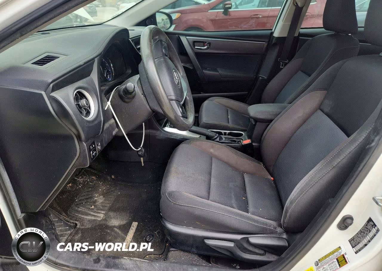 2017 Toyota Corolla Le VIN:5YFBURHE4HP733946 - 7