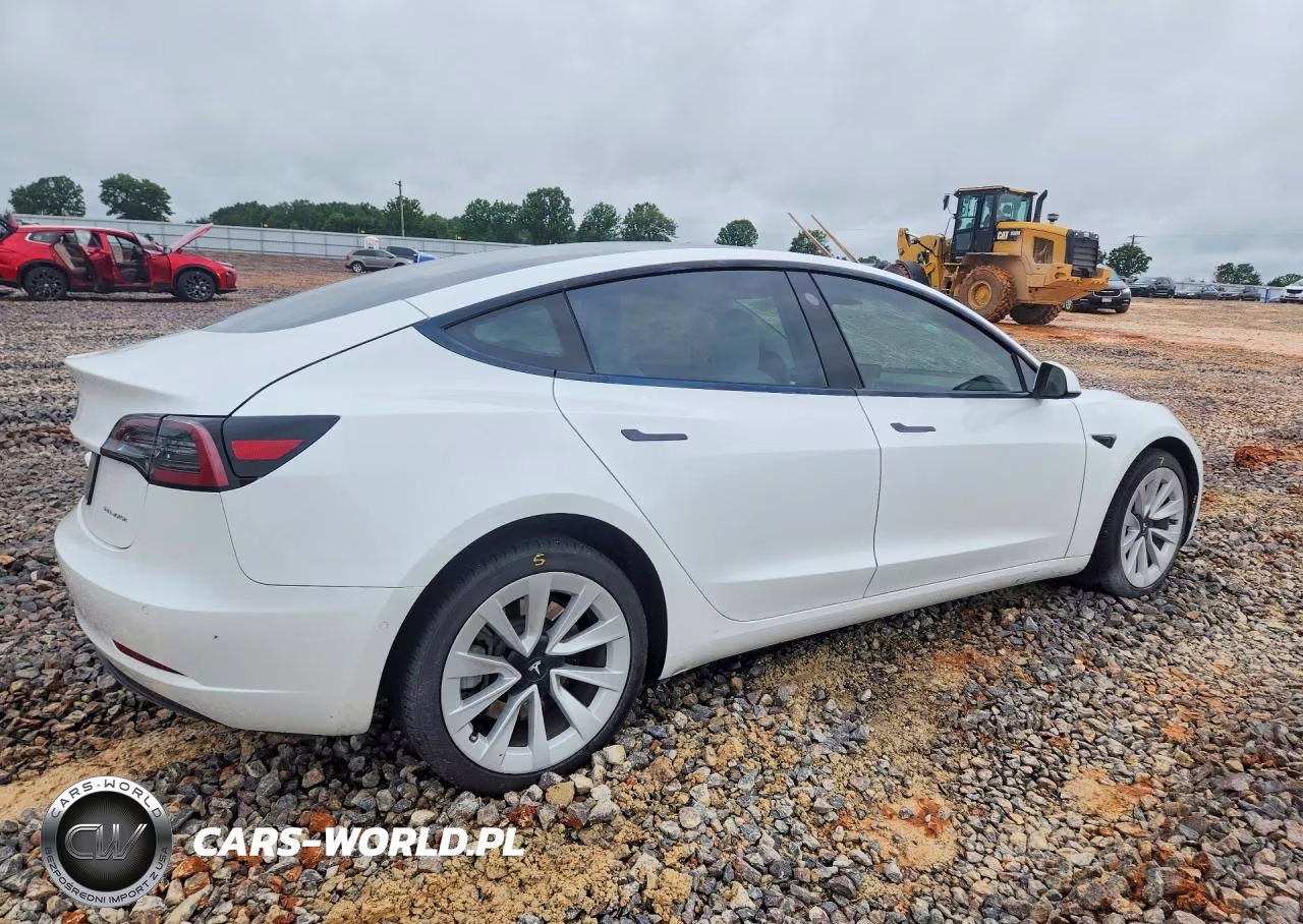 2022 Tesla 3 VIN:5YJ3E1EB6NF359893 - 3