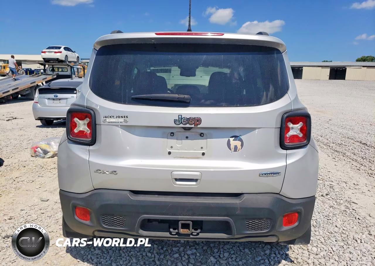 2018 Jeep Renegade Latitude VIN:ZACCJBBB8JPG76194 - 6