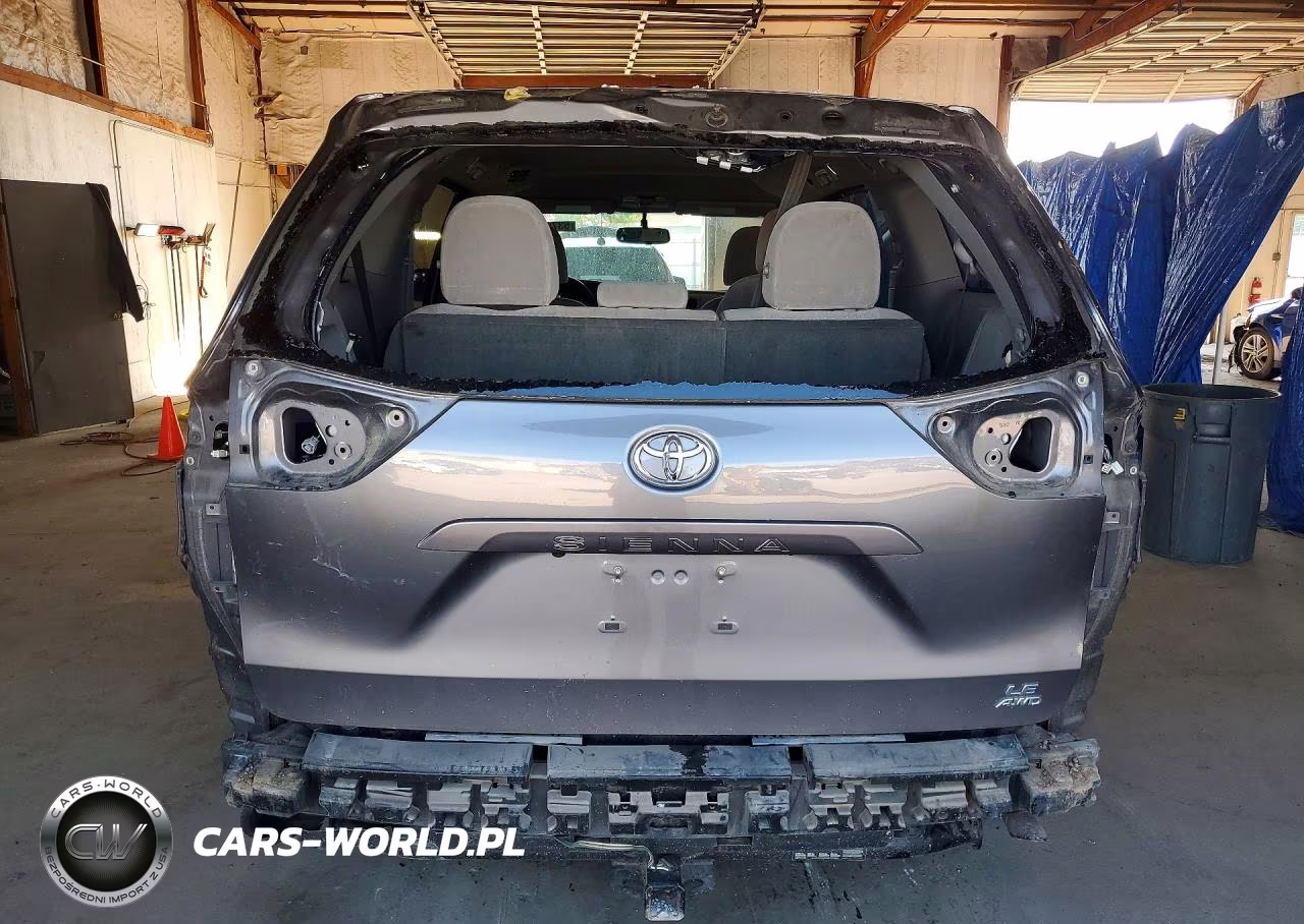 2017 Toyota Sienna Le VIN:5TDJZ3DC6HS178309 - 6