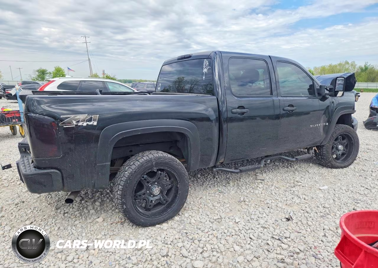2007 Chevrolet Silverado K1500 Crew Cab VIN:2GCEK13M671669215 - 3