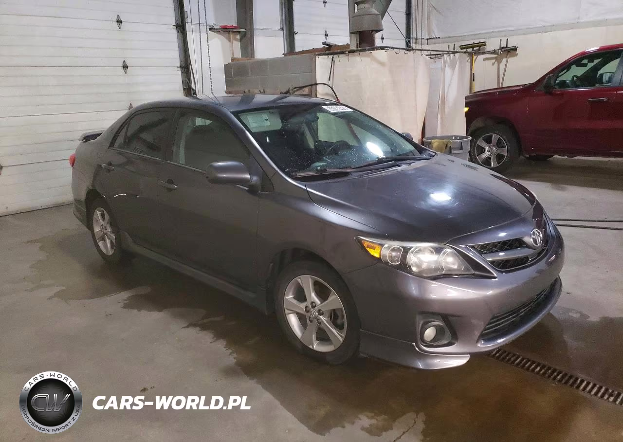 2013 Toyota Corolla S VIN:2T1BU4EE5DC025108 - 4