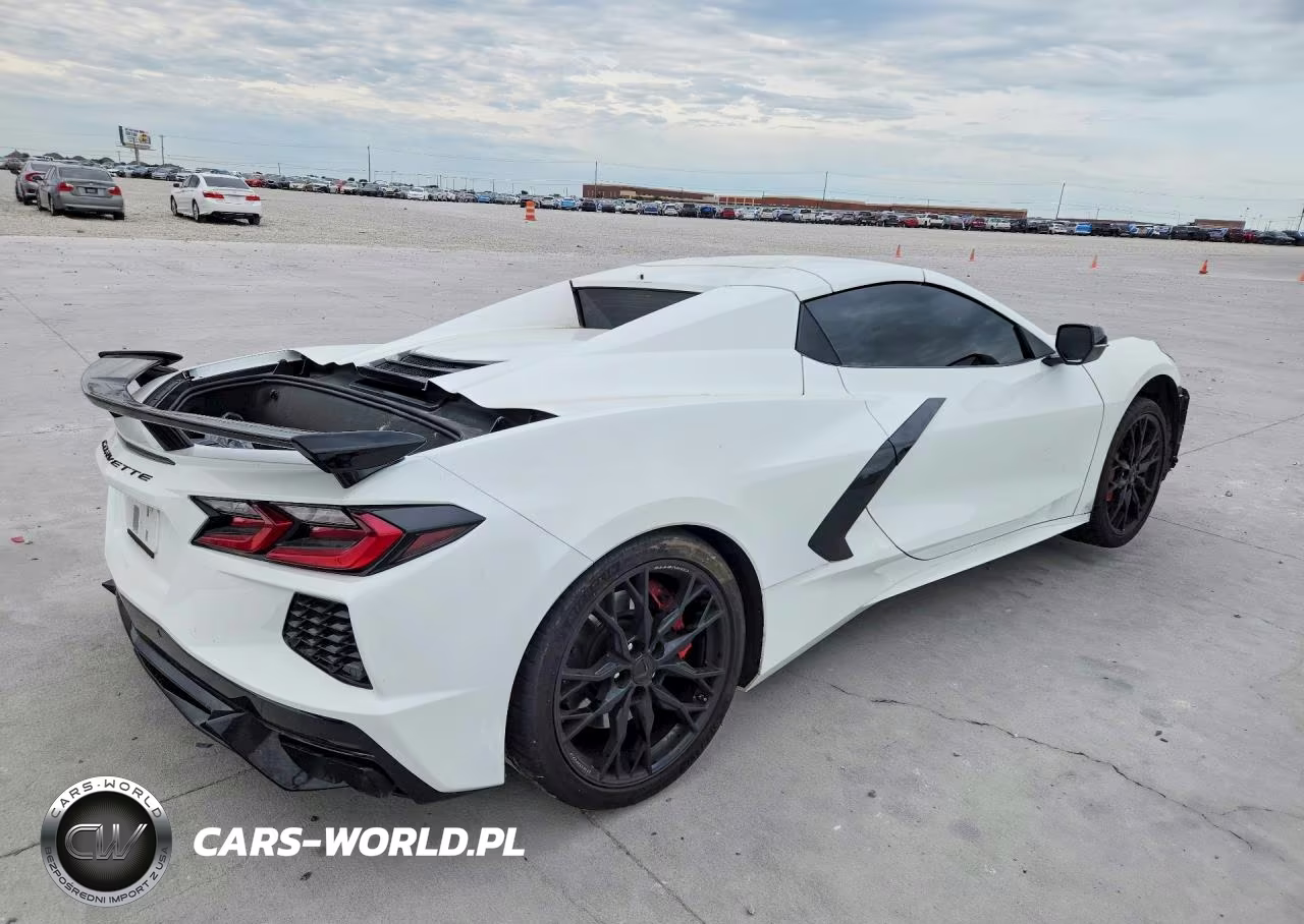 2025 Chevrolet Corvette Stingray 2Lt VIN:1G1YB3D48S5104357 - 3