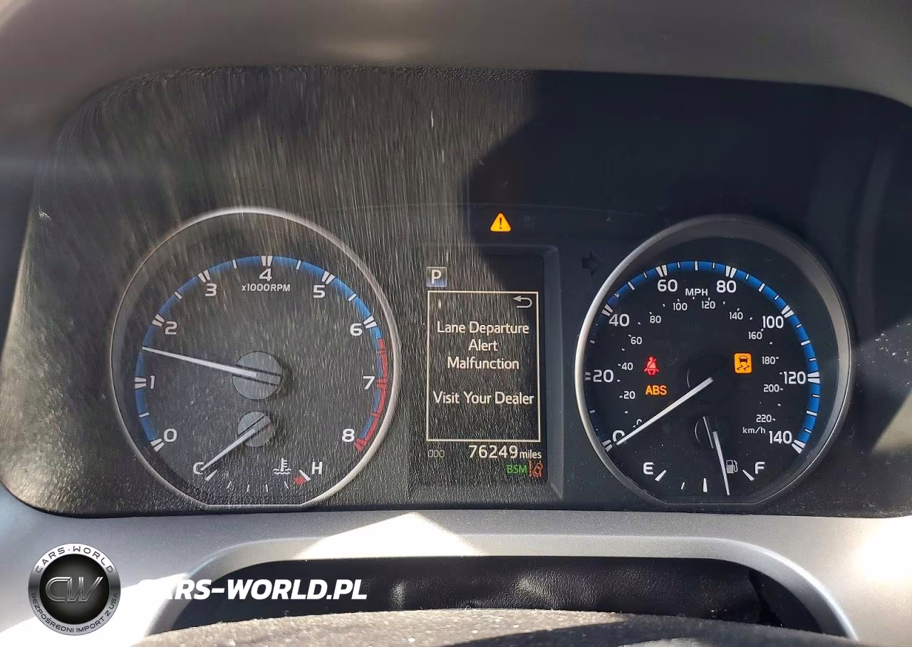 2018 Toyota Rav4 Xle VIN:2T3WFREV6JW434356 - 9