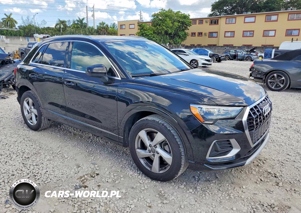 2020 Audi Q3 Premium VIN:WA1AECF30L1026244 - 4