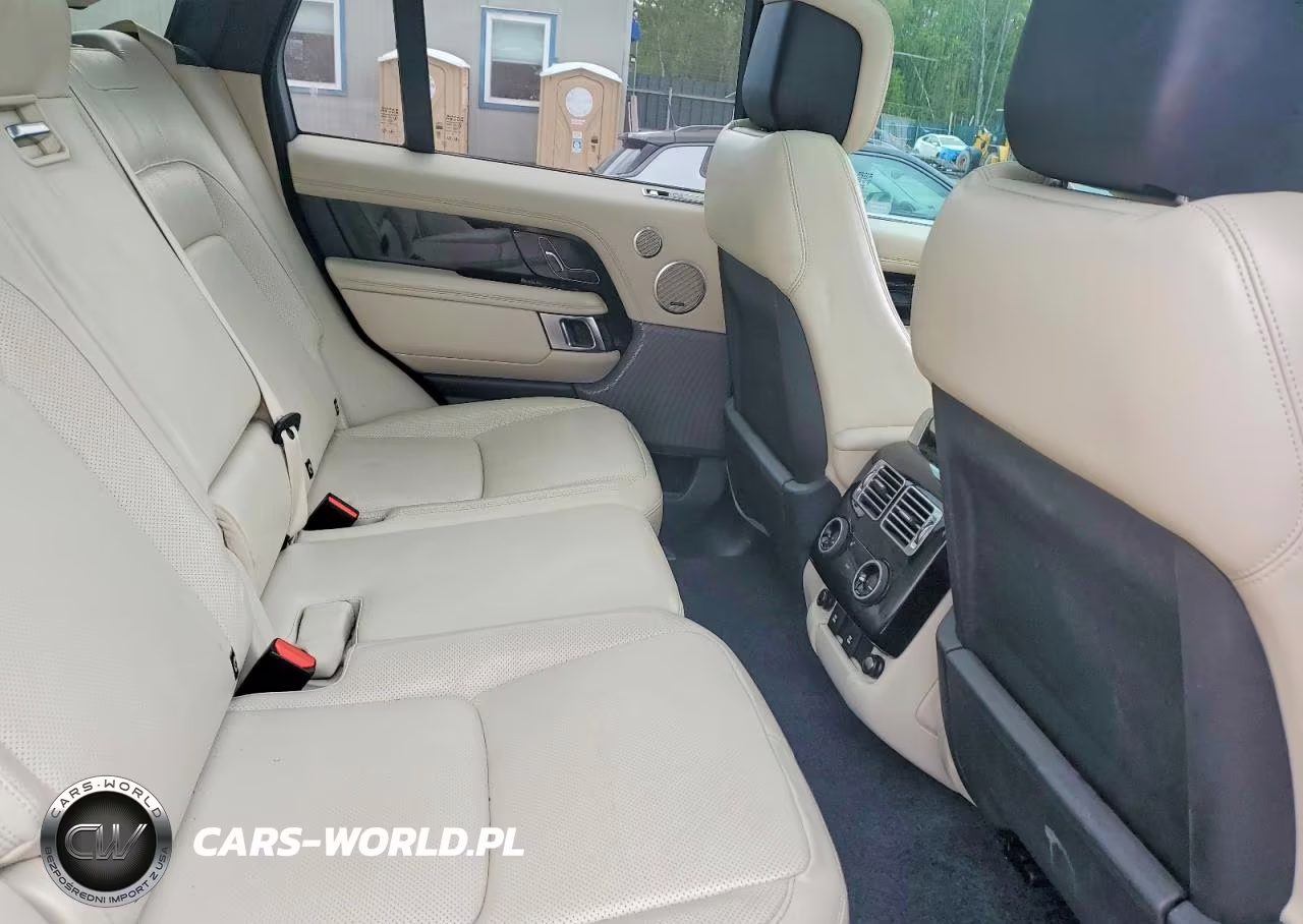 2020 Land Rover Range Rover Hse VIN:SALGS2RU2LA576187 - 11