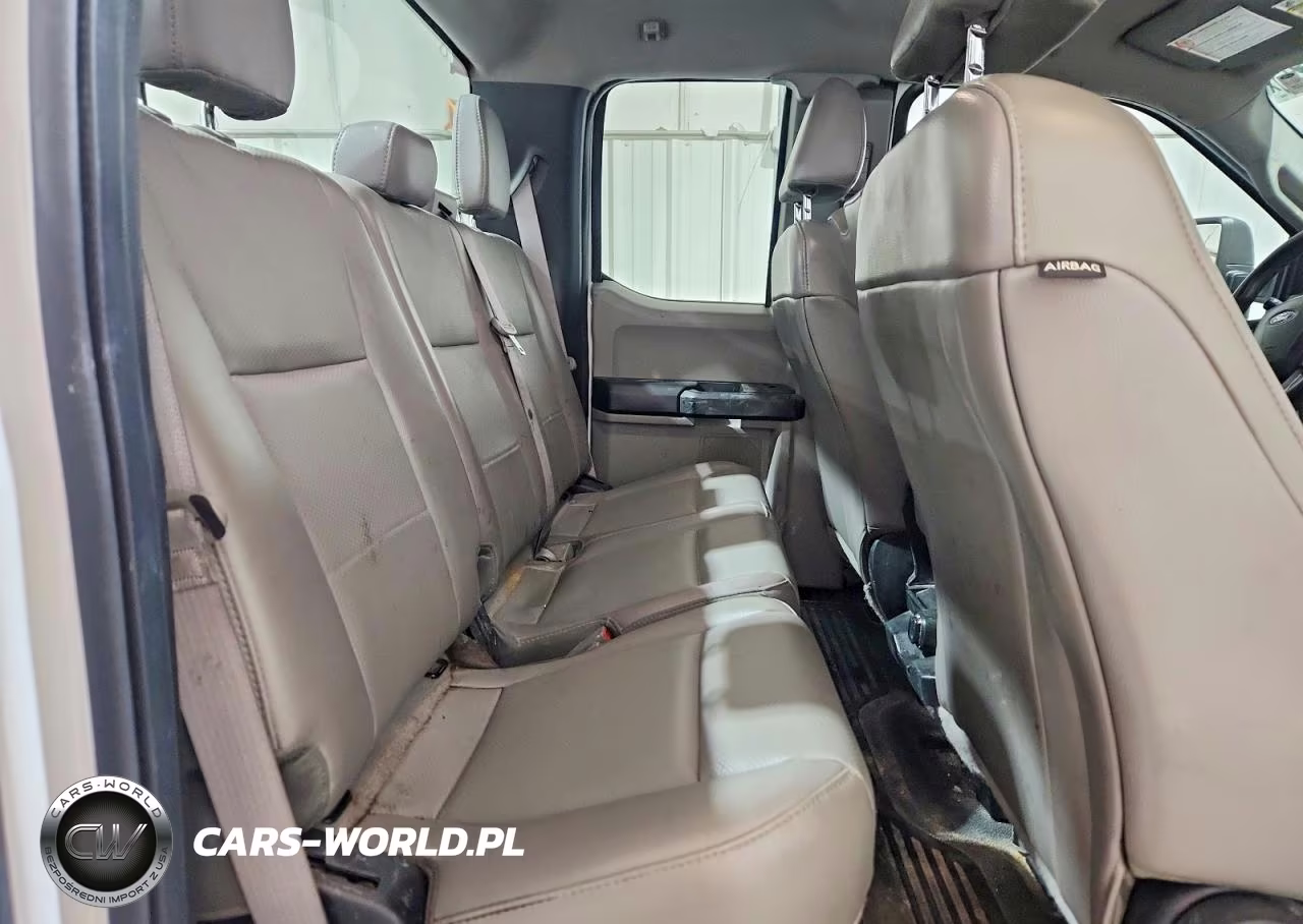 2018 Ford F350 Super Duty VIN:1FT8X3BT3JEB36683 - 10
