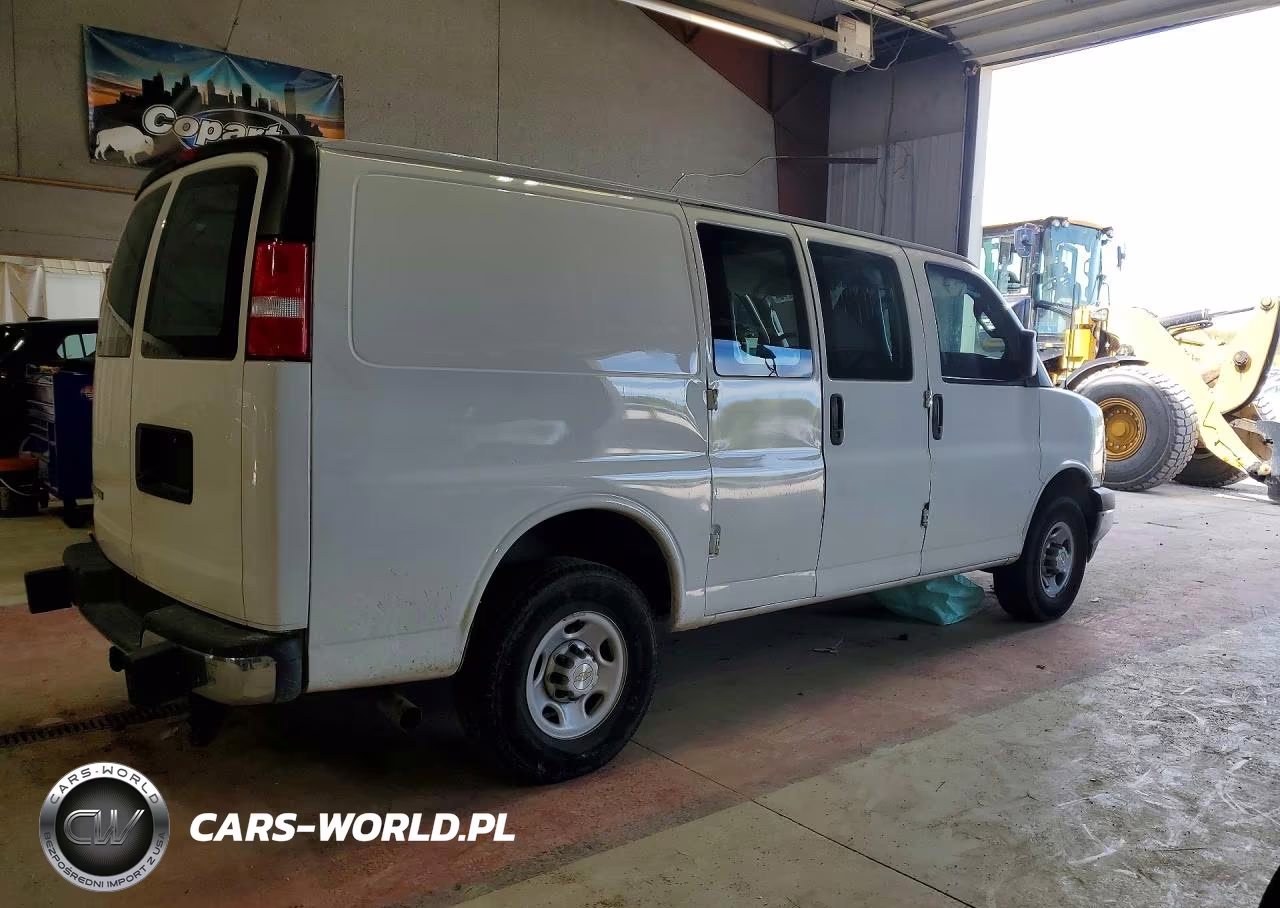 2022 Chevrolet Express G2500 VIN:1GCWGAF79N1195887 - 3