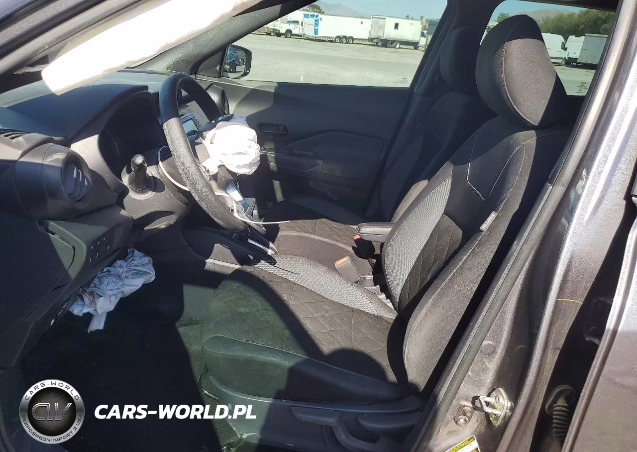 2020 Nissan Kicks S VIN:3N1CP5BV8LL494326 - 7
