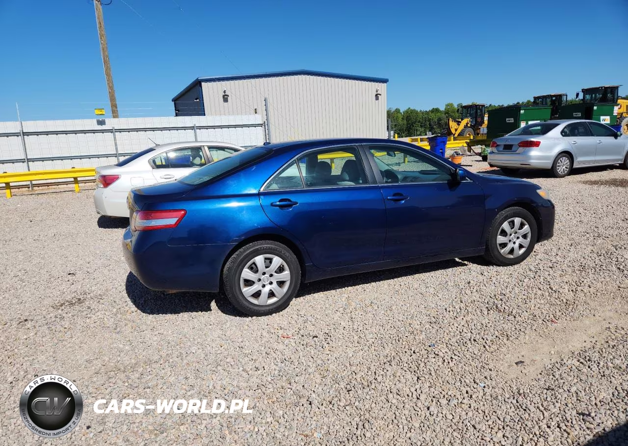 2011 Toyota Camry Le VIN:4T1BF3EK8BU740289 - 3