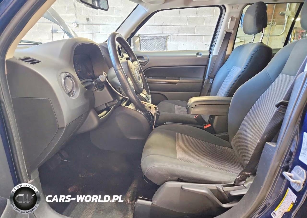 2013 Jeep Patriot Latitude VIN:1C4NJPFB3DD166371 - 7