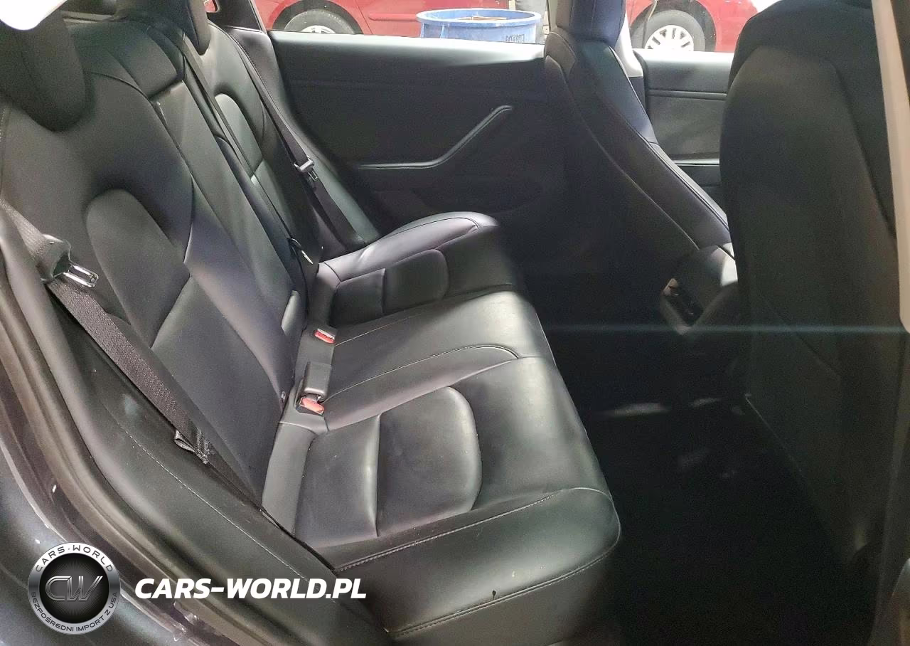 2020 Tesla Model 3 VIN:5YJ3E1EB2LF733705 - 10