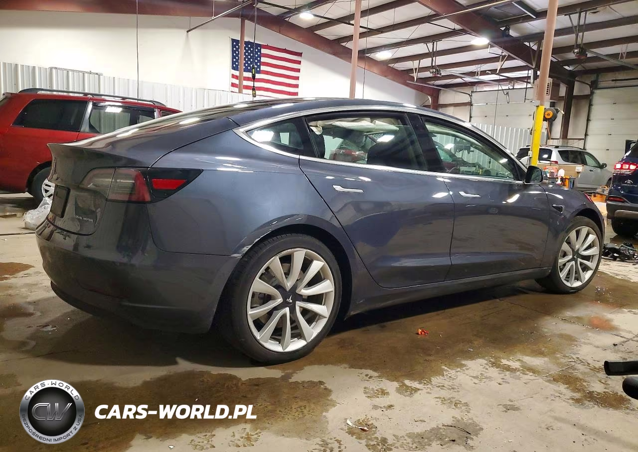 2020 Tesla Model 3 VIN:5YJ3E1EB2LF733705 - 3