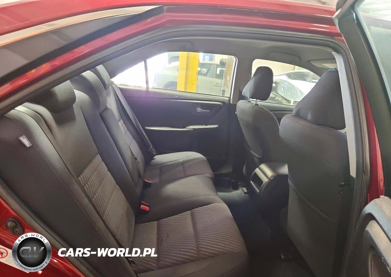2016 Toyota Camry Le VIN:4T1BF1FK9GU586881 - 10