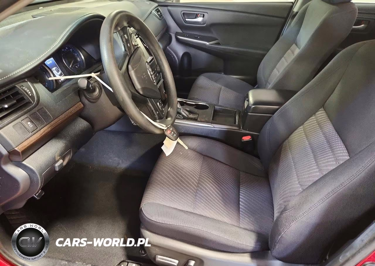 2016 Toyota Camry Le VIN:4T1BF1FK9GU586881 - 7