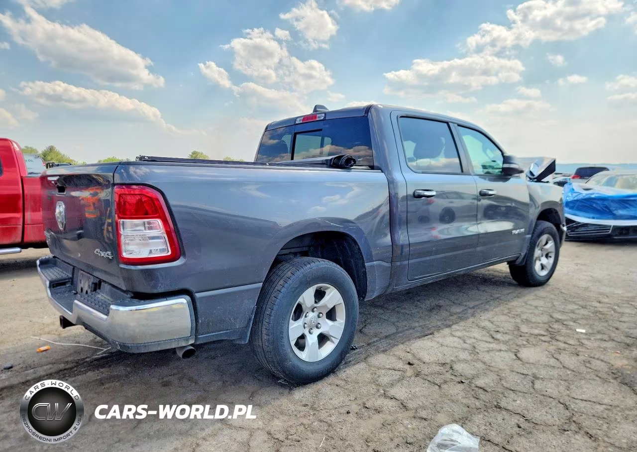 2019 Ram 1500 Big Horn VIN:1C6RRFFGXKN823598 - 3