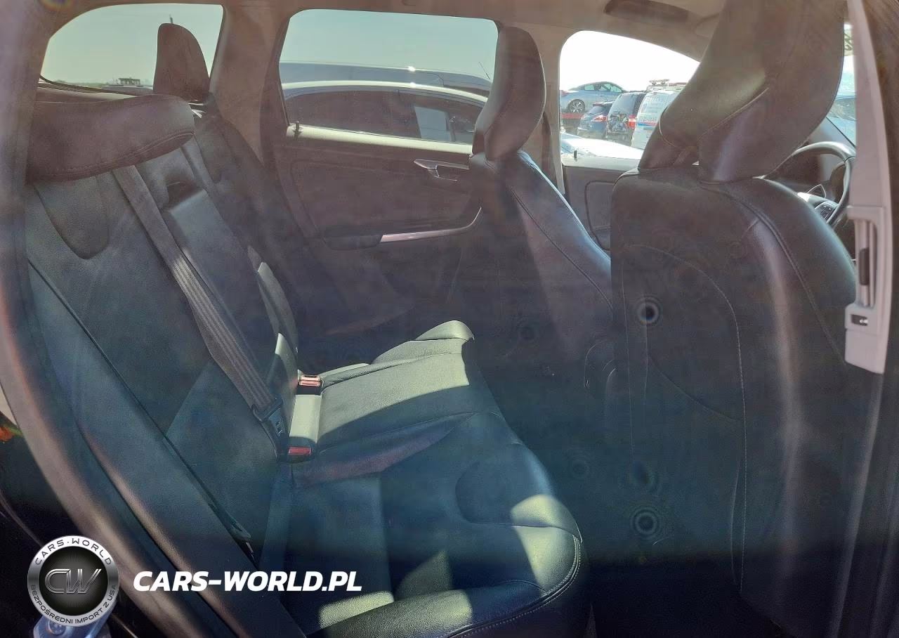 2015 Volvo Xc60 T5 Premier VIN:YV440MDK9F2697389 - 10