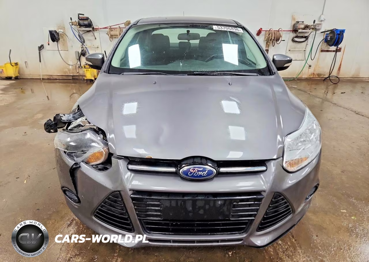 2014 Ford Focus Se VIN:1FADP3F27EL419188 - 5