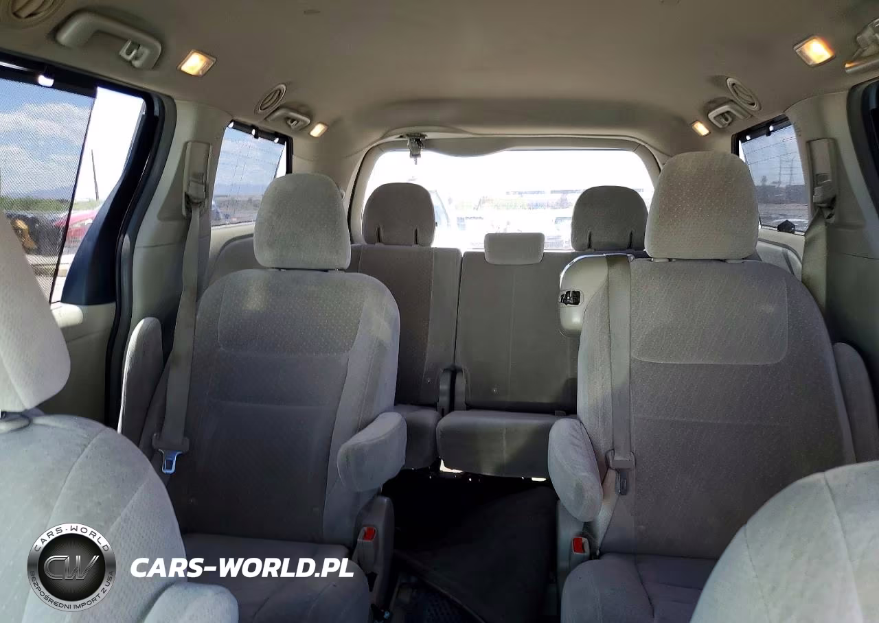2015 Toyota Sienna Le VIN:5TDKK3DC1FS649319 - 10