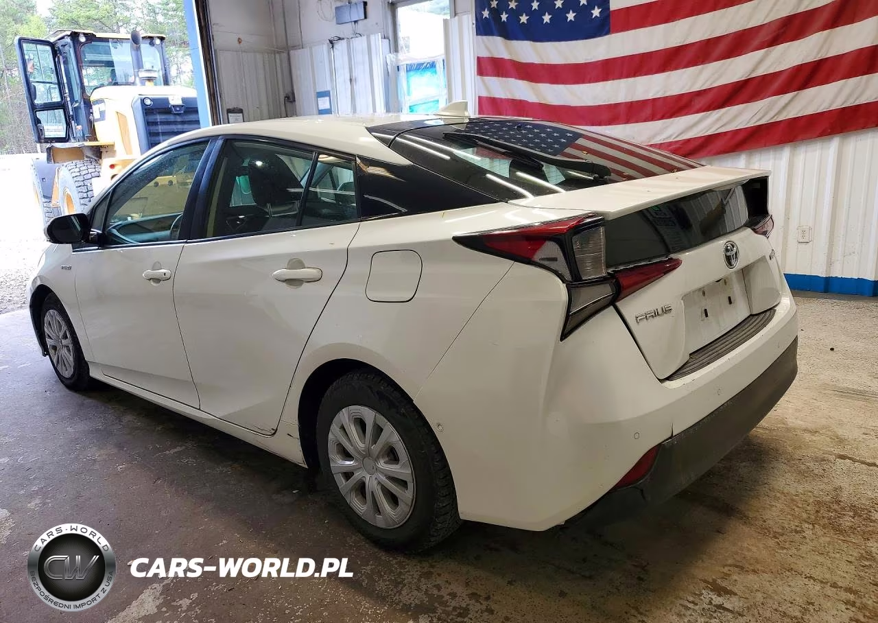 2019 Toyota Prius Le VIN:JTDKARFU5K3074178 - 2