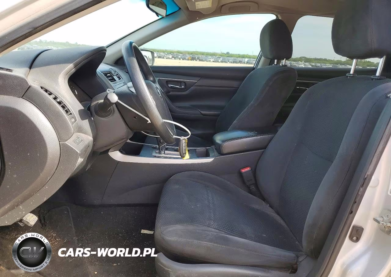 2015 Nissan Altima 2.5 S VIN:1N4AL3AP0FN385084 - 7