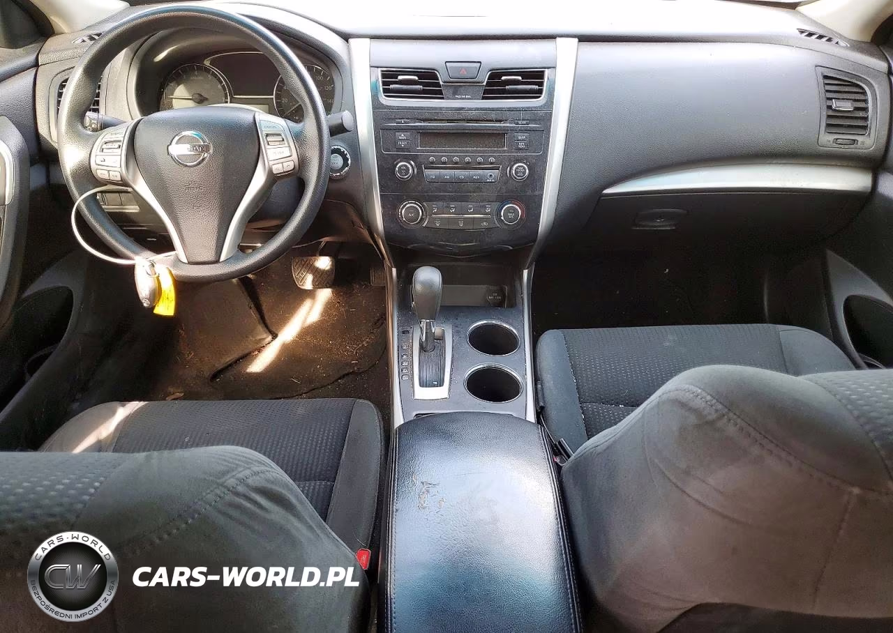 2015 Nissan Altima 2.5 S VIN:1N4AL3AP0FN385084 - 8