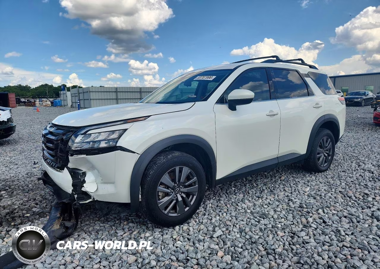 2023 Nissan Pathfinder Sv