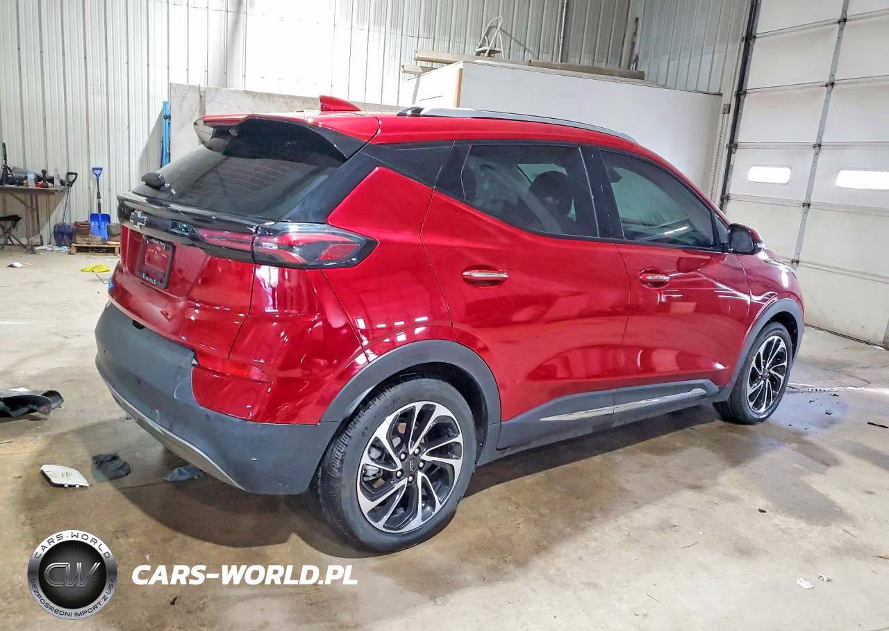 2023 Chevrolet Bolt Euv Premier VIN:1G1FZ6S08P4186009 - 3